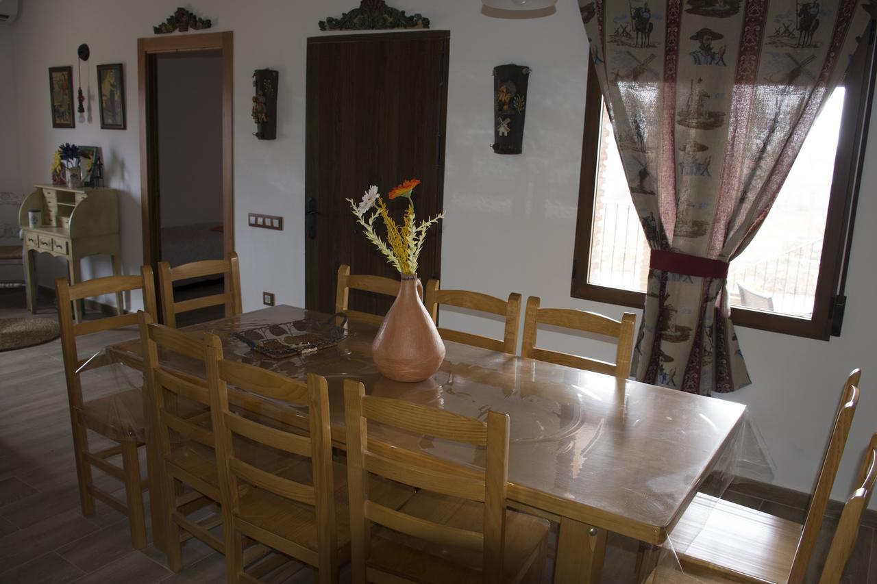 El Retiro de Cervantes Ossa de Montiel Buitenkant foto