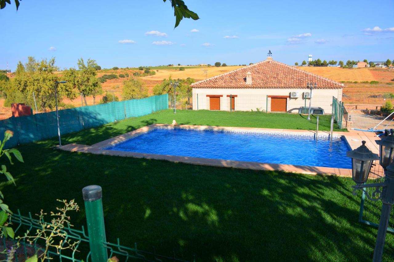 El Retiro de Cervantes Ossa de Montiel Buitenkant foto