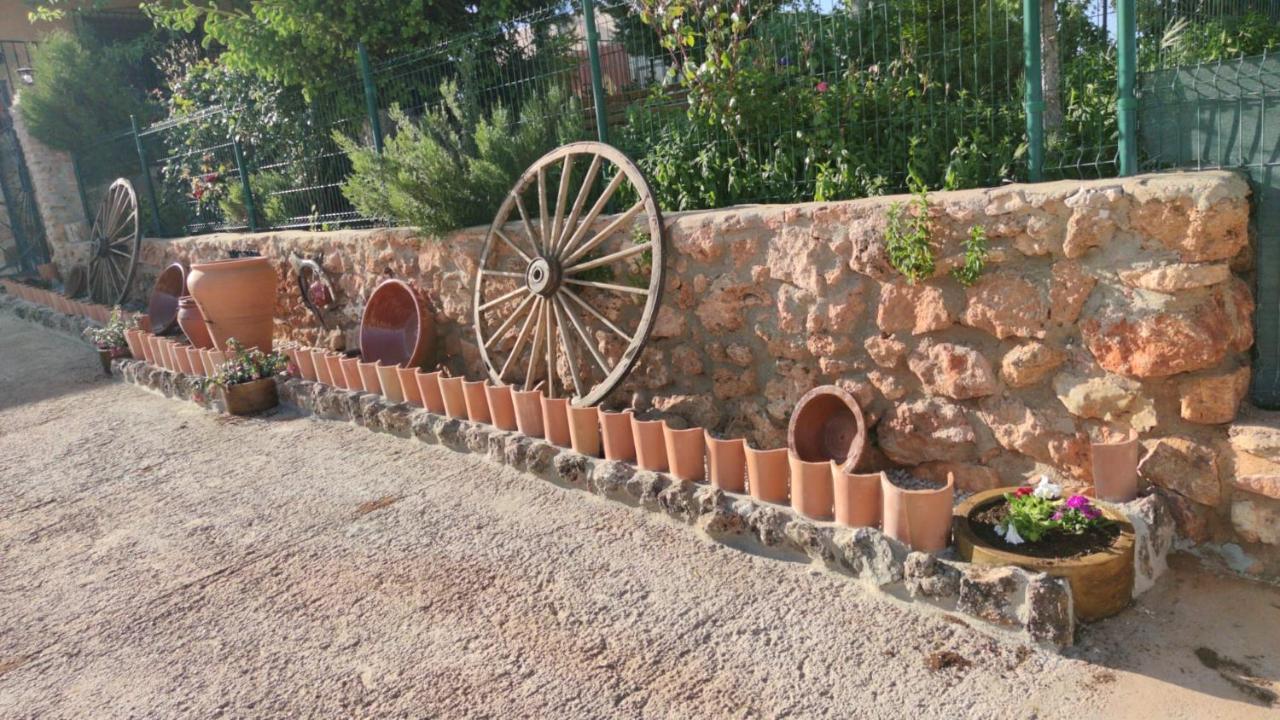 El Retiro de Cervantes Ossa de Montiel Buitenkant foto